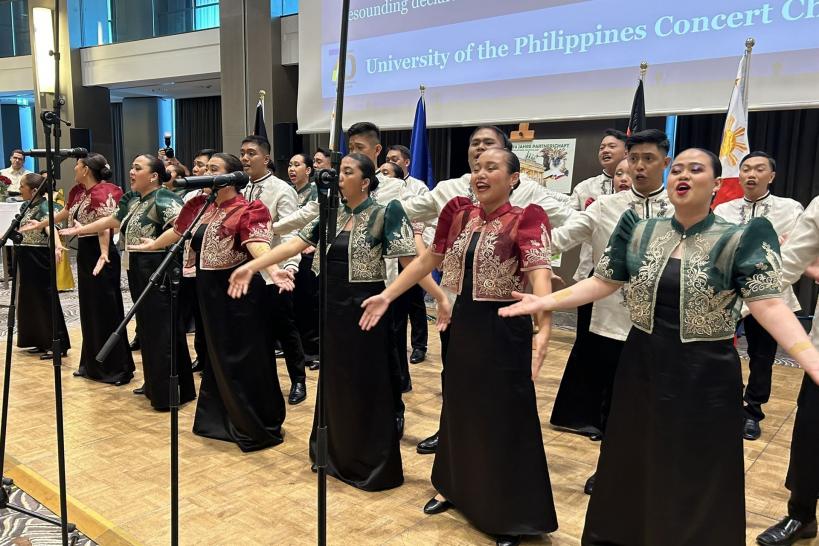 Philippine National University Chorus 